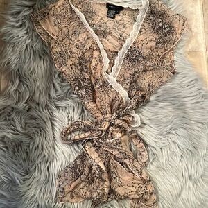 BCBG MAXAZRIA wrap top